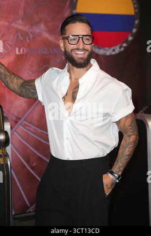 NEW YORK, NEW YORK – 3 OTTOBRE: La superstar colombiana Maluma illumina l'Empire State Building in occasione del suo prossimo Don Juan World Tour il 3 ottobre 2025 a New York. L'artista nominato ai Grammy ha segnato l'occasione con fan e media, aggiungendo il potere della stella latina a uno dei monumenti più iconici della città. (Foto: Giada Papini Rampelotto/EuropaNewswire) Foto Stock