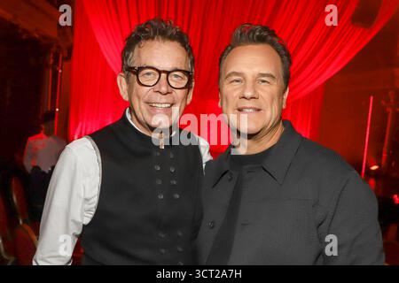 abb Frank Mutters, Guido Maria Kretschmer mit Mann zu Gast beim About You Fashion Ball im Schmidts Tivoli AM 26.09.2025 ad Amburgo Germania *** abb Frank Mutters, Guido Maria Kretschmer con marito al About You Fashion Ball a Schmidts Tivoli il 26 09 2025 ad Amburgo Germania Foto Stock