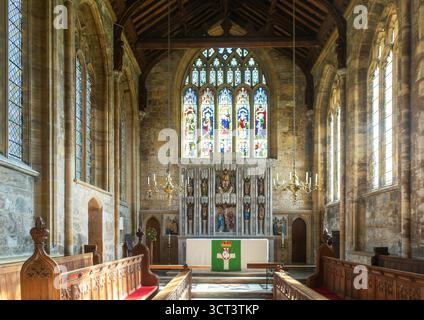 Interno della chiesa Minster di Santa Maria, Ilminster, Somerset, Inghilterra, Regno Unito Foto Stock