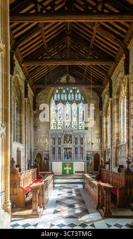 Interno della chiesa Minster di Santa Maria, Ilminster, Somerset, Inghilterra, Regno Unito Foto Stock