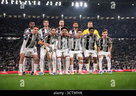 Torino, Italia. 27 settembre 2025. La Juventus schiera durante la partita di calcio di serie A tra Juventus e Milan allo Stadio Allianz di Torino - sabato 05 ottobre 2025. Sport - calcio . (Foto di Marco Alpozzi/Lapresse) credito: LaPresse/Alamy Live News Foto Stock