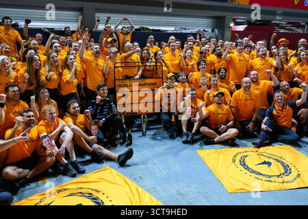 Marina Bay Street Circuit, Singapore. 5 ottobre 2025. Lando Norris del team McLaren di Formula 1 durante il Race Day. Ahmad al Shehab/Alamy Live News. Foto Stock