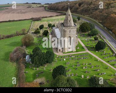 Church of St Oswald, Lythe, è la chiesa parrocchiale del villaggio di Lythe nel North Yorkshire Foto Stock