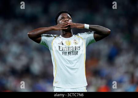 Madrid, Spagna. 4 ottobre 2025. Vinicius Junior del Real Madrid CF durante la Liga EA Sport match tra Real Madrid e Villarreal CF, il 4 ottobre 2025. - 04/10/2025 - Spagna/Madrid/Madrid - LGM/le Pictorium credito: LE PICTORIUM/Alamy Live News Foto Stock