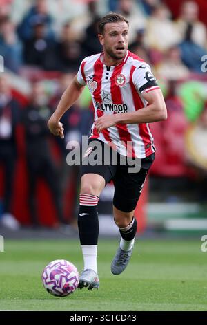 Londra, Regno Unito. 5 ottobre 2025. Jordan Henderson di Brentford durante la partita Brentford vs Manchester City Premier League al Gtech Community Stadium di Londra. Il credito per immagini dovrebbe essere: Paul Terry/Sportimage Credit: Sportimage Ltd/Alamy Live News Foto Stock