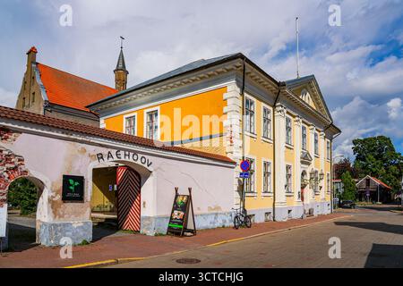 Storico municipio di Pärnu in Estonia Foto Stock