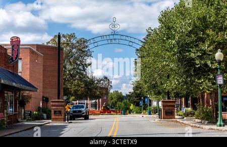 Mars Hill, North Carolina, USA-28 settembre 2025: Ingresso alla Mars Hill University, ex Mars Hill College. Foto Stock