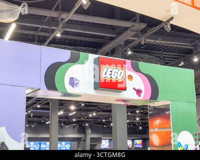 21 settembre 2025, Astana, Repubblica del Kazakistan: Un colorato negozio LEGO Foto Stock