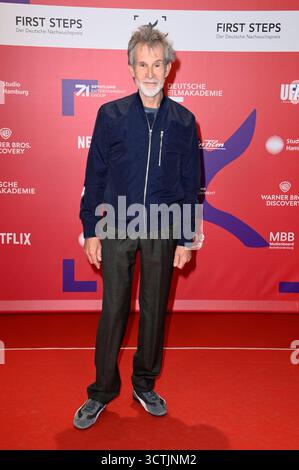 Ulrich Matthes bei der 26. Verleihung der First Steps Awards 2025 al Theater des Westens. Berlino, 06.10.2025 *** Ulrich Matthes alla 26° presentazione dei First Steps Awards 2025 al Theater des Westens Berlin, 06 10 2025 foto:Xn.xKubelkax/xFuturexImagex Steps 5173 Foto Stock
