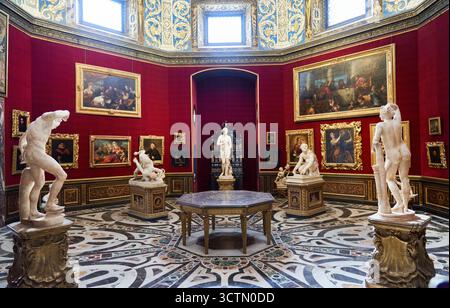 Sala Tribuna, 1581-1583, Bernardo Buontalenti ( Firenze 1531 - 1608), Galleria degli Uffizi, Galeria degli Uffizi, Firenze, Firenze, Toscana, Italia. Foto Stock
