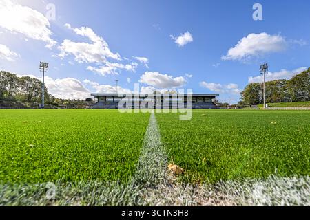 Deinze, Belgio. 4 ottobre 2025. Stadion Deinze nella foto davanti ad una partita di calcio femminile tra RSC Anderlecht Women e AA Gent Ladies nella terza partita della stagione 2024 - 2025 della belga lotto Womens Super League, sabato 4 ottobre 2025 a Deinze, Belgio. Crediti: Sportpix/Alamy Live News Foto Stock