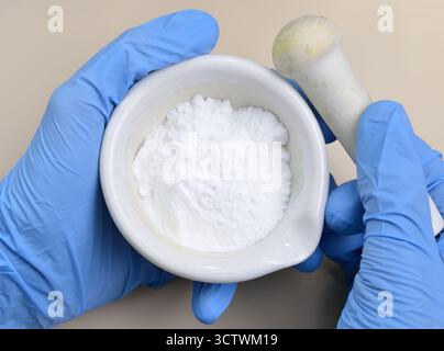 Il diossido di silicio, noto anche come silice, è un ossido di silicio con formula chimica SiO2 Foto Stock