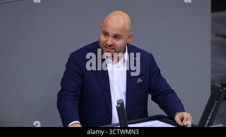 Berlino, Germania, 8 ottobre 2025. Attualità - due anni dopo il terrore di Hamas foto: Klaus Kroenert credito: Klaus Kroenert/Alamy Live News Foto Stock