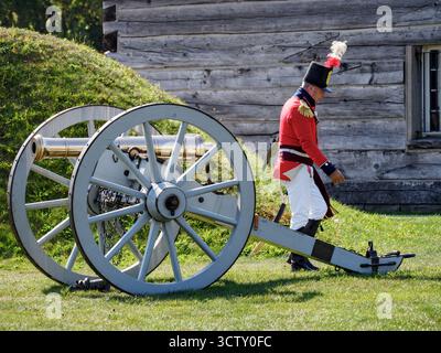Il colpo del canone, Fort George, Niagara-on-the-Lake, Ontario, Canada Foto Stock