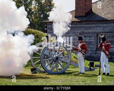 Il colpo del canone, Fort George, Niagara-on-the-Lake, Ontario, Canada Foto Stock