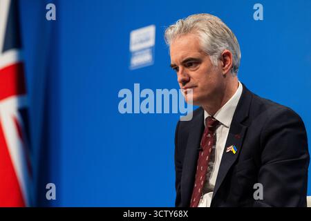 Manchester, Regno Unito. 7 OTTOBRE 2025. Parla dal palco principale del terzo giorno della Conferenza del Partito Conservatore tenutasi al Manchester Central Convention Center. Credito Milo Chandler/Alamy Live News Foto Stock