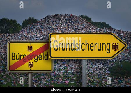 ACHTUNG FOTOMONTAGE Union und SPD verkuenden Ergebnisse: DAS Ende vom Buergergeld, das jetzt Grundsicherung heisst Koalition einigt sich bei Rente, Verkehr und Buergergeld *** ATTENZIONE FOTO MOONTAGES Union e SPD annunciano i risultati la fine dell'indennità dei cittadini, ora chiamata Basic Security Coalition raggiunge un accordo su pensioni, trasporti e indennità dei cittadini Foto Stock