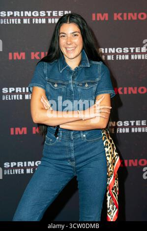 Anastasia Barner bei der Premiere des Kinofilms Springsteen: Portami da Nowhere im Zoo Palast. Berlino, 08.10.2025 *** Anastasia Barner alla prima del film Springsteen Deliver me from Nowhere allo Zoo Palast Berlin, 08 10 2025 foto:XJ.xKnowlesx/xFuturexImagex springsteen 5069 Foto Stock