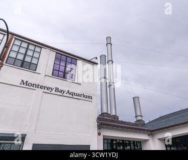 Monterey, CA, Stati Uniti – 24 settembre 2025: Esterno del Monterey Bay Aquarium a Monterey, CA. Foto Stock