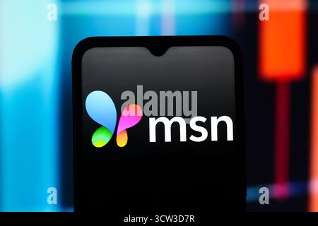 In questa immagine, il logo MSN viene visualizzato sullo schermo di uno smartphone. Foto Stock