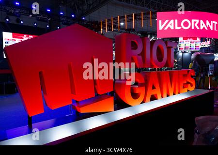 Chiba, Giappone. 26 settembre 2025. Branding Riot Games al Tokyo Game Show 2025. Chiba City, 26 settembre 2025. - 20250926 PD25921 credito: APA-PictureDesk/Alamy Live News Foto Stock