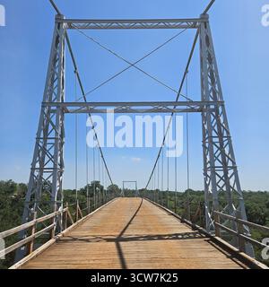Regency Suspension Bridge sul fiume Colorado Foto Stock