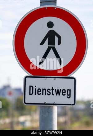 Segnale stradale, nessuna entrata, percorso ufficiale, su un'autostrada federale, Germania. Foto Stock