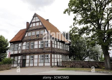 Historic old office building, artistically decorated half-timbered building, Blomberg, North Rhine-Westphalia, Germany Foto Stock