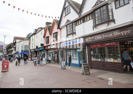 Negozi in Tavern Street a Ipswich, Suffolk, Regno Unito Foto Stock