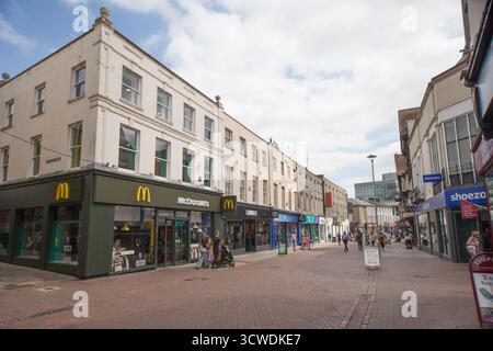 Negozi in Tavern Street a Ipswich, Suffolk, Regno Unito Foto Stock