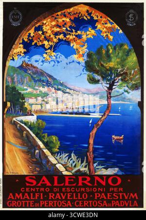 Uno splendido poster di viaggio vintage del 1920 per Salerno in Italia Foto Stock