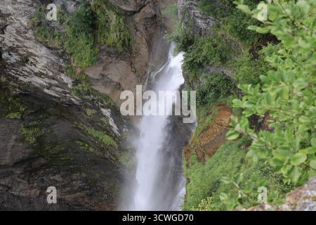 Il Reichenbach rientra nel comune di Schattenhalb nel cantone di Berna, in Svizzera Foto Stock
