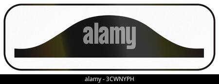 Pannello segnaletica stradale aggiuntivo utilizzato in Francia - dissuasore di velocità. Foto Stock