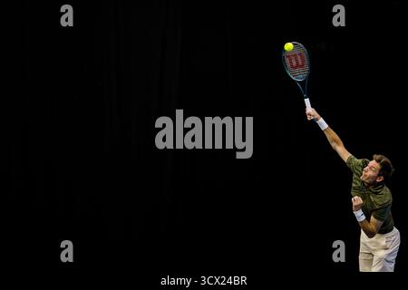 Bruxelles, Belgio. 13 ottobre 2025. Il francese Nicolas Mahut è stato raffigurato in azione durante l'European Open ATP Tennis Tournament a Bruxelles, lunedì 13 ottobre 2025. L'edizione di quest'anno del torneo si svolgerà dal 12 al 19 ottobre 2025. BELGA PHOTO JASPER JACOBS credito: Belga News Agency/Alamy Live News Foto Stock