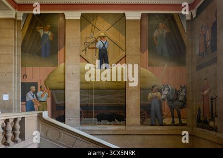 Grant Wood Murals nella Parks Library nel campus della Iowa State University di Ames Iowa Foto Stock