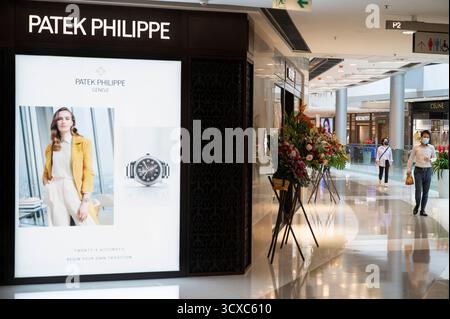 Hong Kong, Cina. 13 ottobre 2025. Patek Philippe, orologiaio e produttore svizzero di orologi di lusso, visto a Hong Kong. Credito: SOPA Images Limited/Alamy Live News Foto Stock