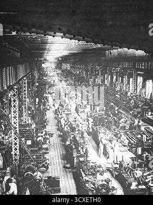 Pagina di le Miroir, 4 marzo 1917, che mostra il cantiere navale di Washington dove furono prodotti cannoni di piccolo calibro durante la prima guerra mondiale. L'articolo riporta come gli Stati Uniti accelerarono i preparativi militari con importanti finanziamenti del Congresso per mitragliatrici, armi antiaeree, munizioni e navi ausiliarie. Questa immagine riflette la mobilitazione industriale dell'America poco prima della sua entrata formale nel conflitto. Foto Stock