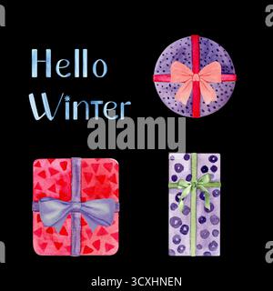 Set di confezioni regalo con fiocco e nastro, scritta natalizia Hello Winter. Illustrazione acquerello isolata su nero. Perfetto per Natale, Capodanno Foto Stock