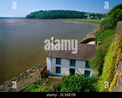 Il museo Boathouse di Dylan Thomas, affacciato sull'estuario del Taf, è un monumento storico dedicato a Dylan Thomas. Foto Stock