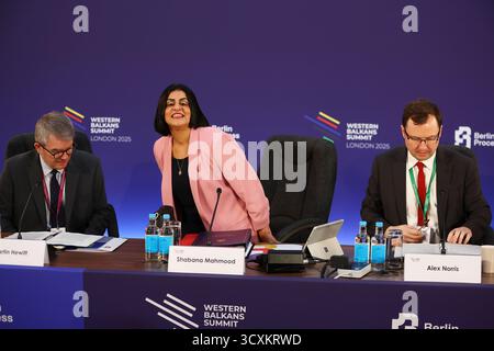 La segretaria di casa Shabana Mahmood inizia l'incontro mentre ospita le controparti dei Balcani occidentali durante il vertice dei Balcani occidentali a Lancaster House a Londra. Data foto: Mercoledì 15 ottobre 2025. Foto Stock