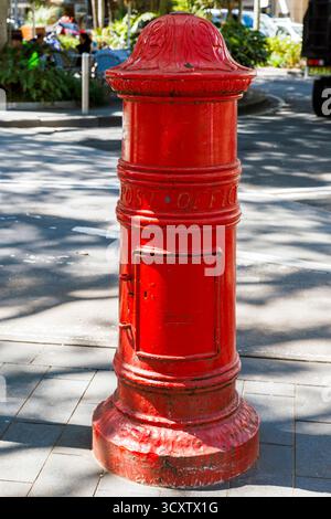 Cassetta postale vintage in strada a Manly, Sydney, Australia Foto Stock