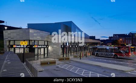 South Shields, Bus and Metro Passenger Transport Interchange, Tyneside, Inghilterra nord-orientale, Regno Unito Foto Stock