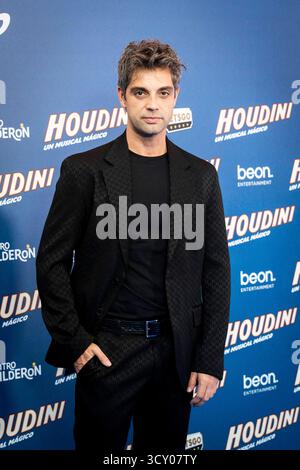 Houdini VIP Release, Madrid, Spagna - 15 ottobre 2025 Christian Escuredo partecipa al Houdini VIP Release al Teatro Calderon il 15 ottobre 2025 a Madrid, Spagna. Crediti: Miguel Escavias/Alfa Images Madrid Teatro Calderon Madrid Spagna Copyright: X x2025xMiguelxEscavias/AlfaxImagesx Foto Stock