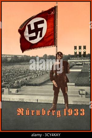 "Manifestazione nazista di Norimberga 1933", con copertina illustrata della copertina dell'opuscolo di propaganda del NSDAP con paramilitare in uniforme che tiene una grande bandiera di svastica con un raduno alle spalle. Storia illustrata del raduno del partito NSDAP di Norimberga del 1933 contenente estratti di discorsi di Hitler, Hess, Feder, Rohm, Rosenberg, Germania nazista 1933 Foto Stock