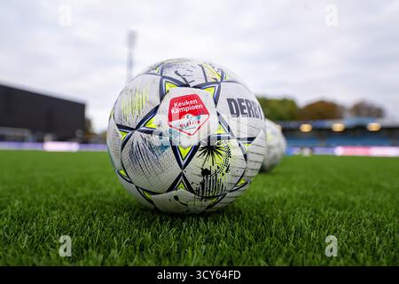 Eindhoven, Paesi Bassi. 17 ottobre 2025. EINDHOVEN, 17-10-2025, Jan Louwers Stadium, Dutch Keukenkampioendivisie football, stagione 2025/2026, partita tra FC Eindhoven e Vitesse, spettacoli di immagini partite crediti: Pro Shots/Alamy Live News Foto Stock