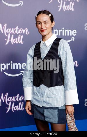 Mogli bei der Premiere der 2. Staffel der Amazon prime Video serie "Maxton Hall - Die Welt zwischen uns" im Tempodrom. Berlino, 17.10.2025 Foto Stock