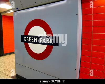 Londra, Regno Unito : 27 ottobre 2012, London Underground Signage - Green Park Station Foto Stock