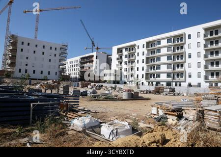 Siviglia, 8 ottobre 2025. Relazione sulla costruzione di alloggi a Palmas Altas. Foto: Manuel Olmedo. Archsev. Crediti: Album / Archivo ABC / Manuel Olmedo Foto Stock