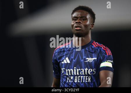 LONDRA, Regno Unito - 18 ottobre 2025: Bukayo Saka dell'Arsenal durante la partita di Premier League tra Fulham FC e Arsenal FC al Craven Cottage (credito: Craig Mercer/ Alamy Live News) Foto Stock