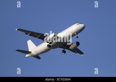 In aereo nel cielo Foto Stock